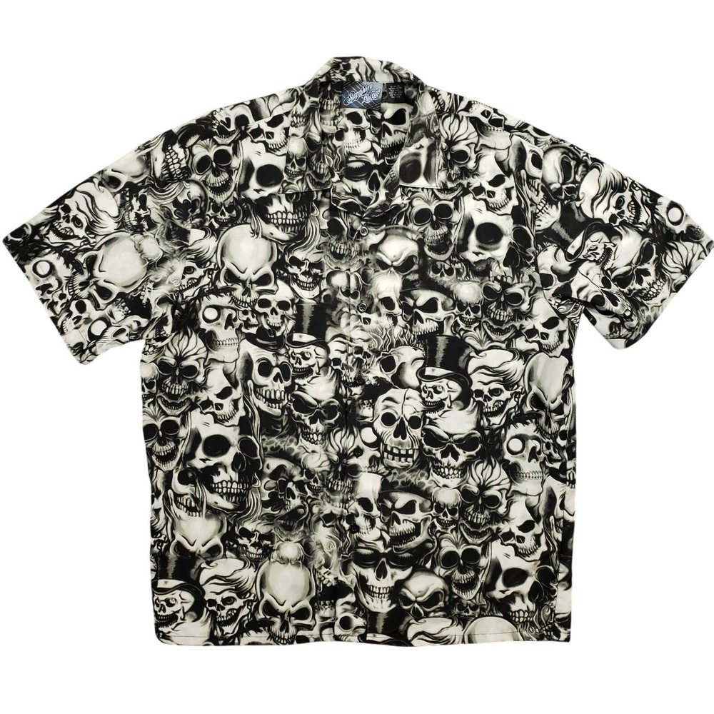Sapphire Lounge Shirt Mens XL Skulls All Over‎ Print Goth Rock Y2K Short Sleeve